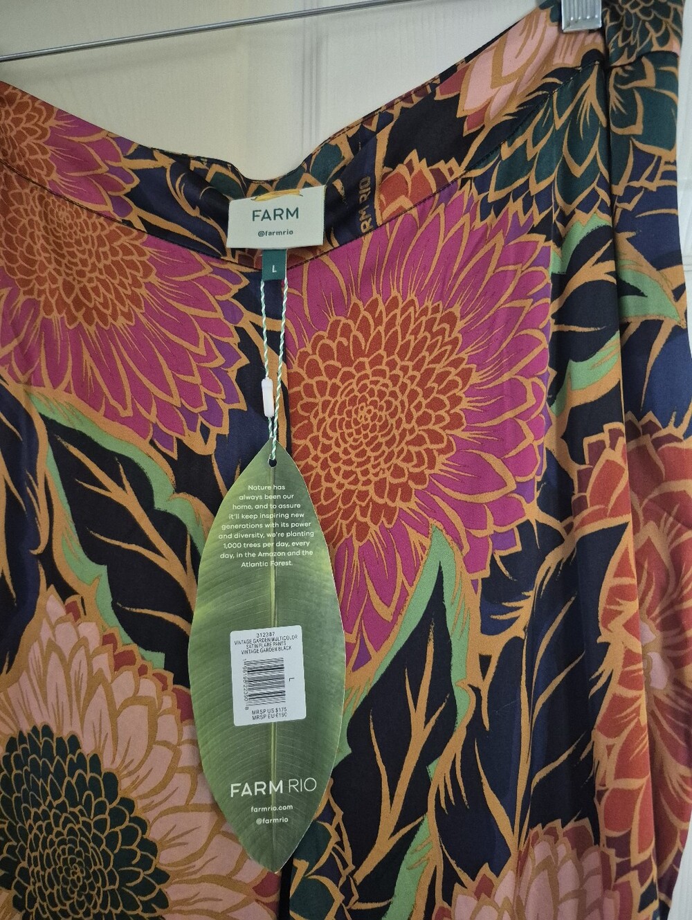 FARM RIO NWT LARGE multicolor vintage garden satin flare pants - Picture 5 of 5